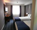 Room image #8 at Holiday Inn Express London - City